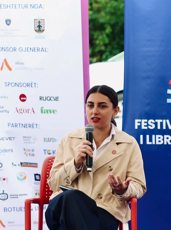 Promovohet “Unë jam Majlinda Kelmendi”, autorja: Kampionja jonë, shembull i përfaqësimit dinjitoz të vendit