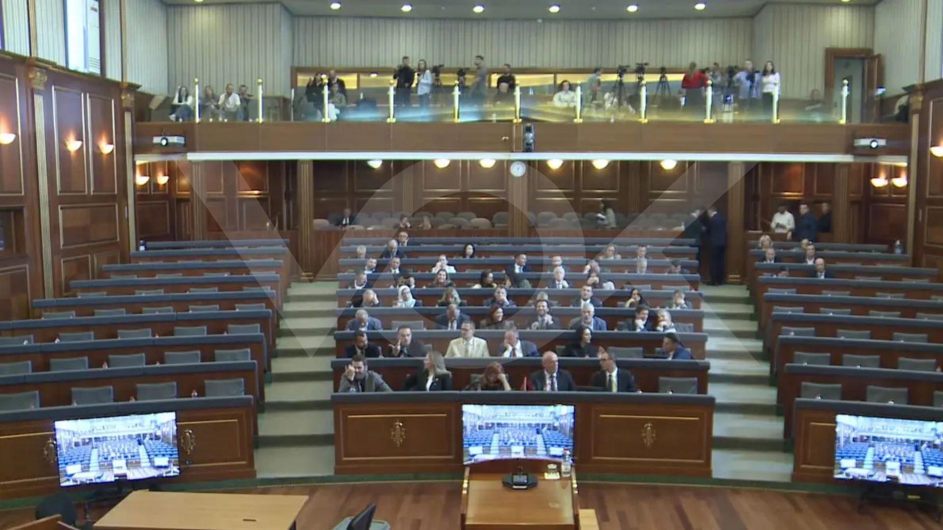 Kuvendi miraton ndryshimet në Ligjin për Pastrimin e Parave